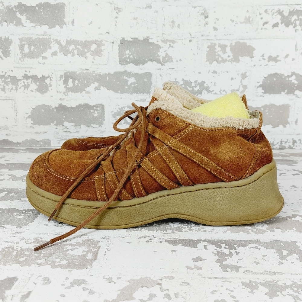 Women's Suede Lace-Up Shoes